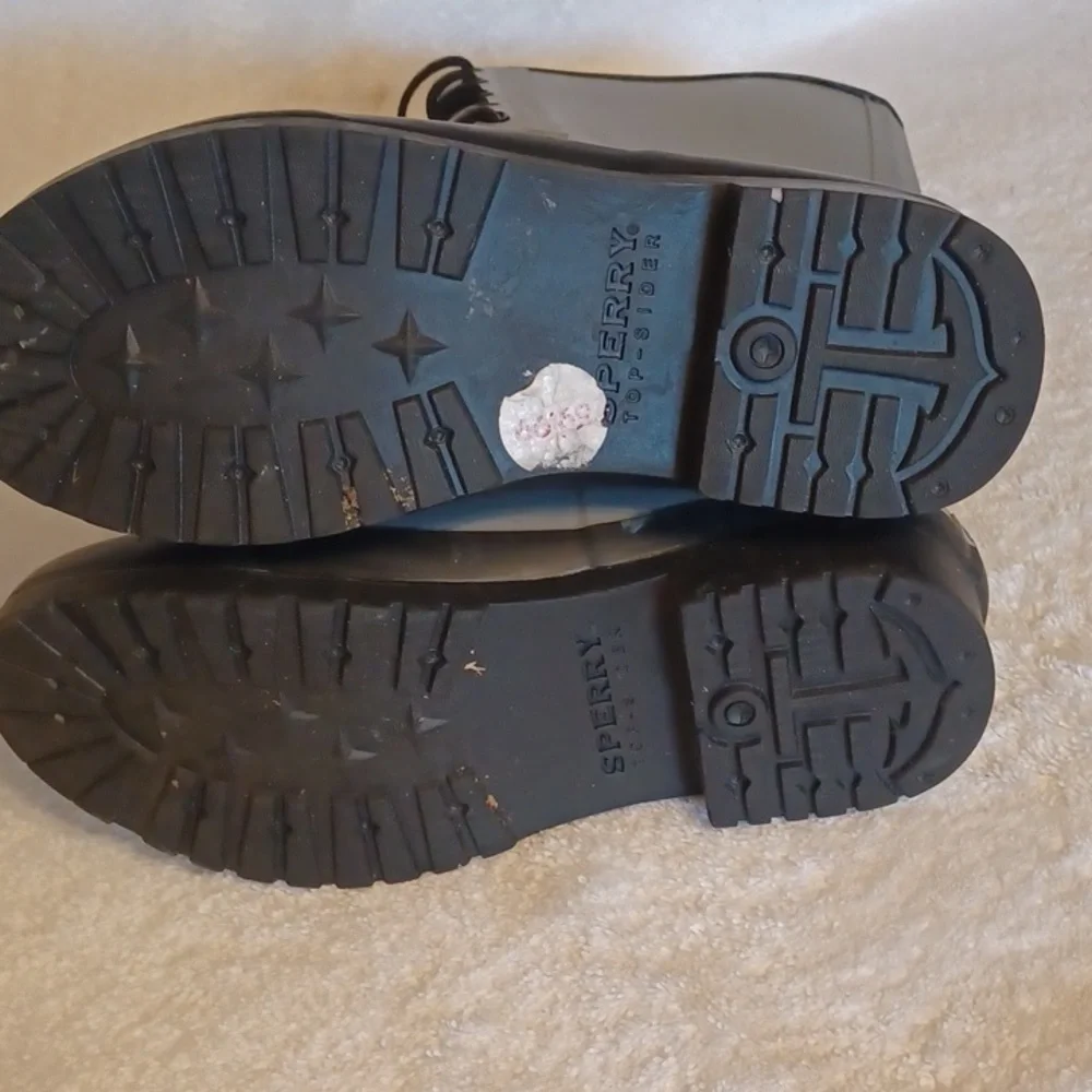 Sperry waterproof rubber boots  women's size 6 gray